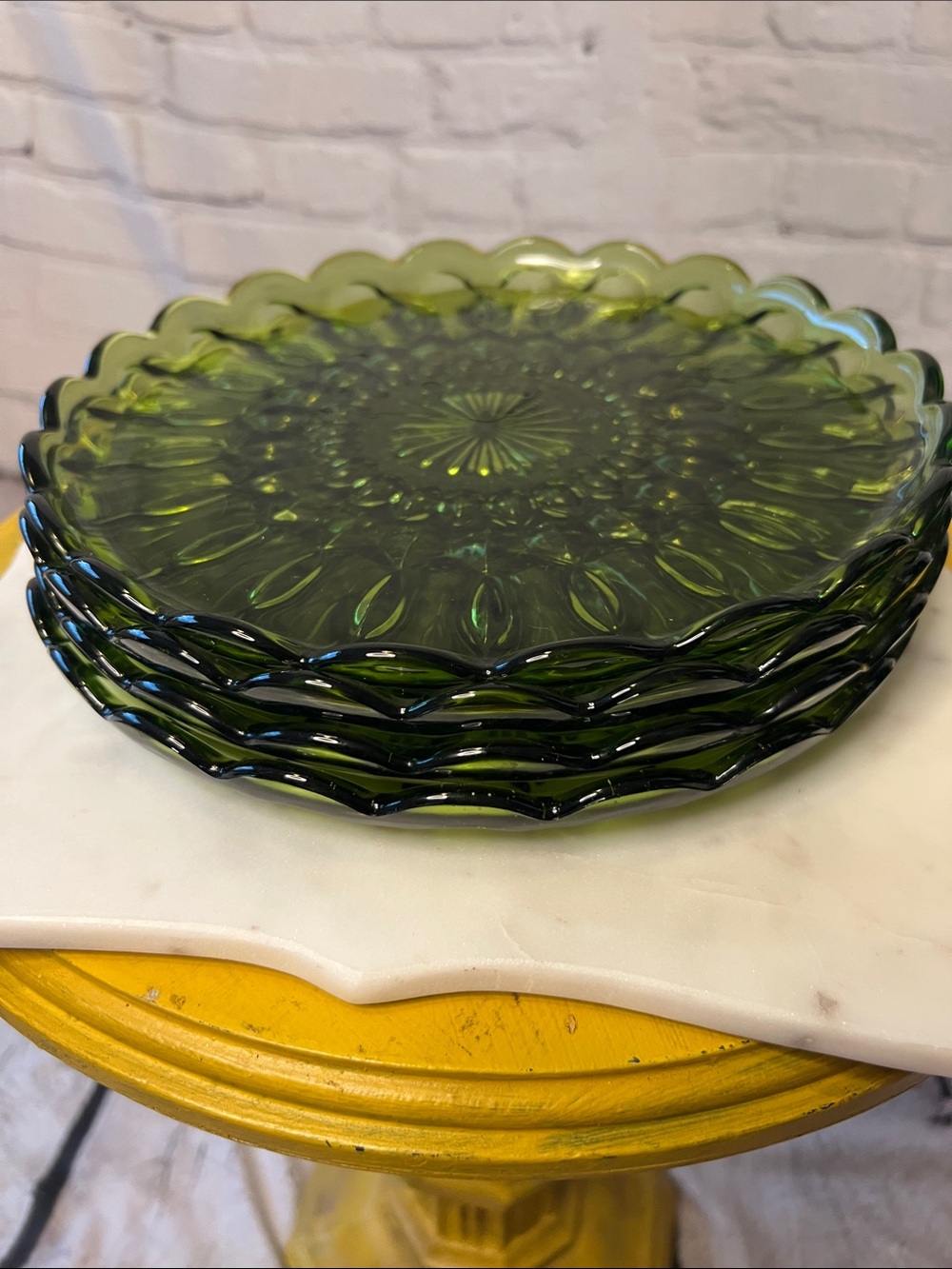 Vintage Anchor Hocking Fairfield Avocado Green 10” Dinner Plates Set of 4